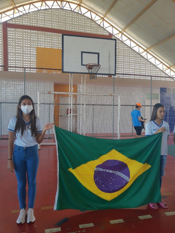 Jogos Interclasses da Escola Pelúsio Correia movimentam comunidade escolar