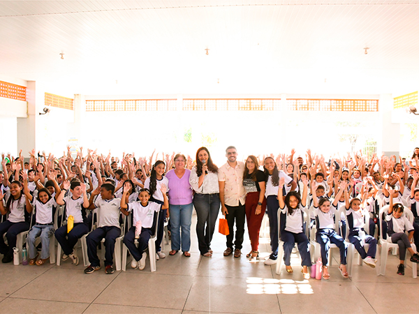 Literatura e poesia aproximam alunos da cultura potiguar na Escola Municipal Professor Dubas.
